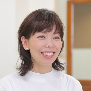 スタイリスト 高梨